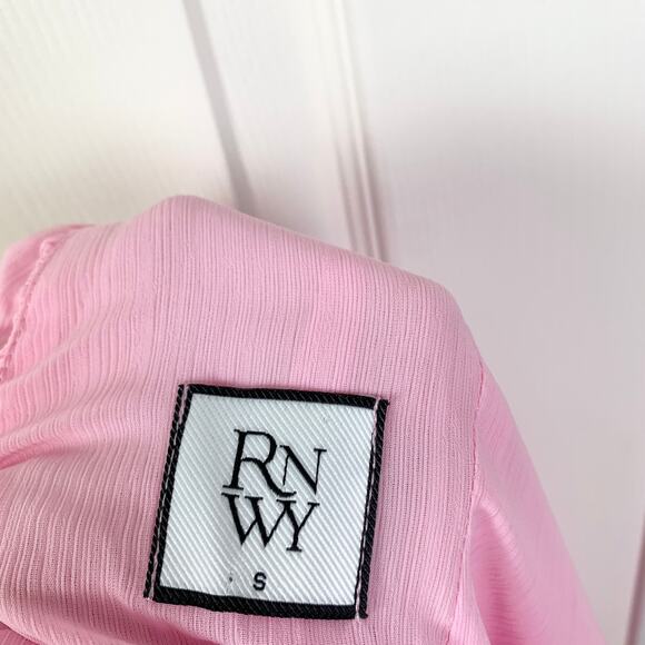 Runaway The Label Suzannah Ruffle Maxi Gown Dress Pink Size Small - Picture 9 of 11